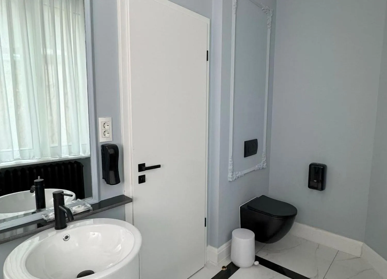 House4You - Praporgescu Bucureşti 5*,