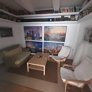 Apartment Old