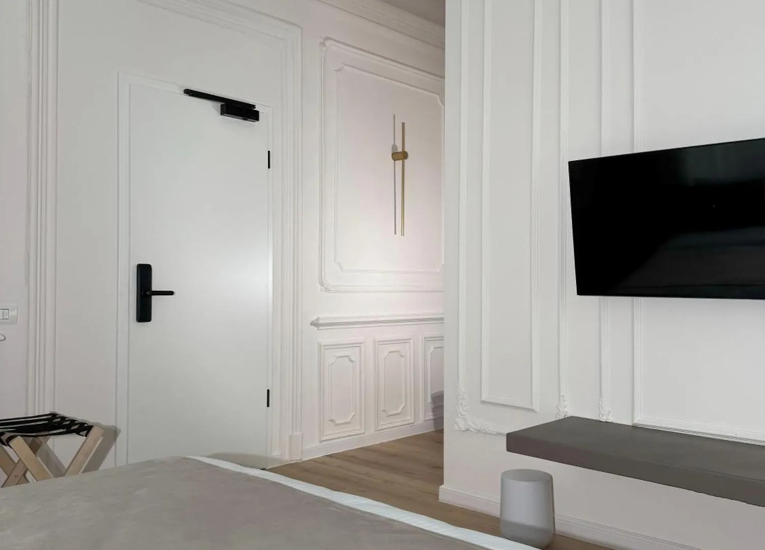 House4You - Praporgescu Bucharest 5*,