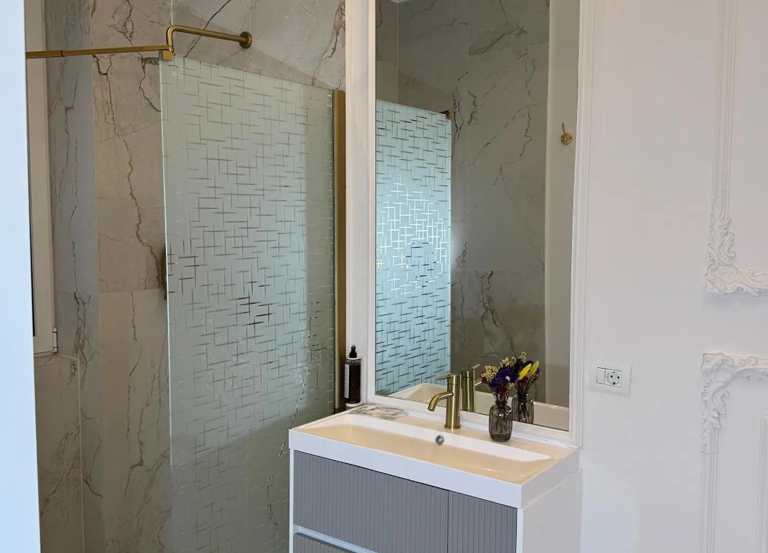 House4You - Praporgescu Bukareszt 5*,
