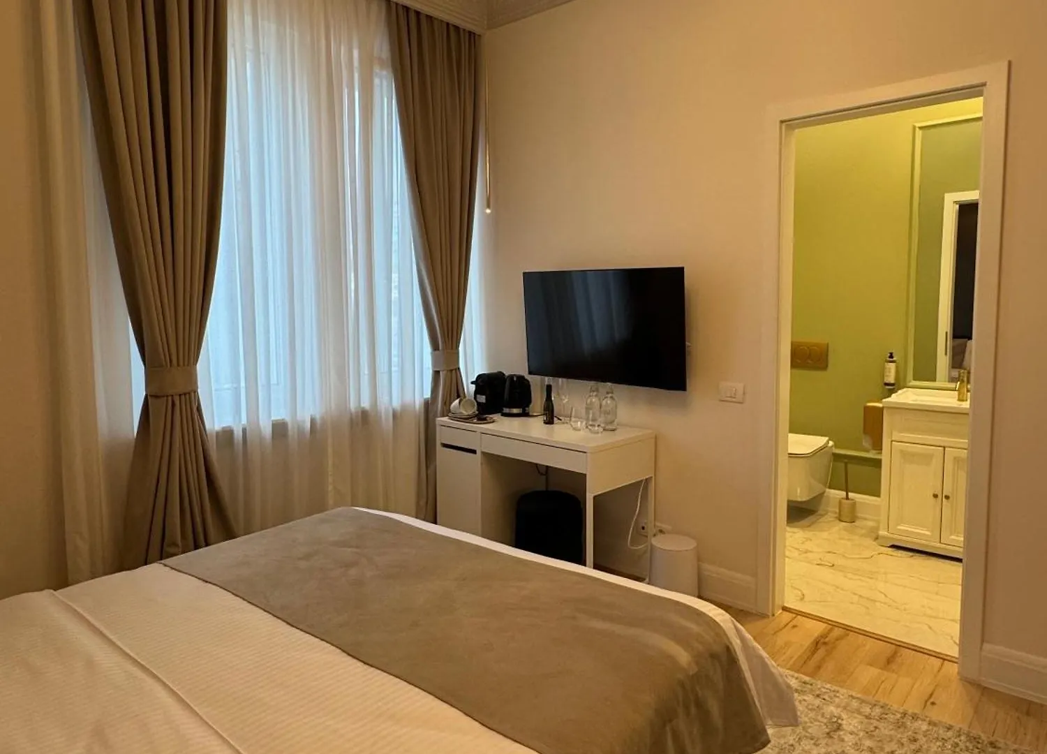 House4You - Praporgescu Bucharest Guest house